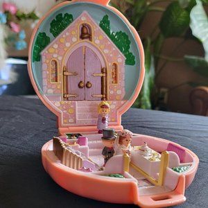 Polly Pocket Nancy's wedding day 99% complete